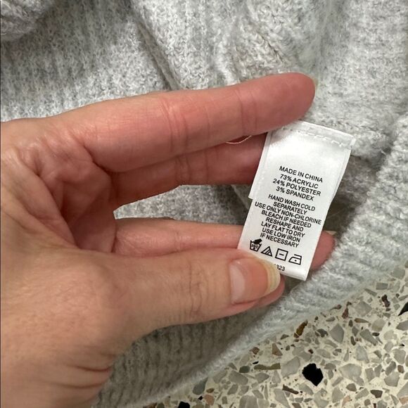 1State 1 State grey gray button cardigan sweater small s puff sleeve - Picture 5 of 7